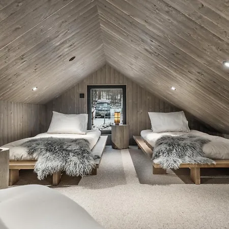 North Solace 22d By Hilla *