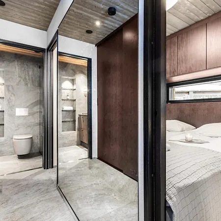 North Solace 22d By Hilla