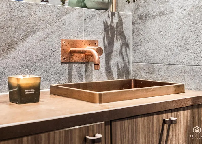 North Solace 22d By Hilla 레비